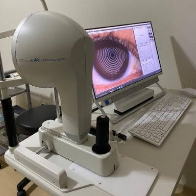 equipamento de exame do consultório da Clínica de Olhos Norte do Paraná